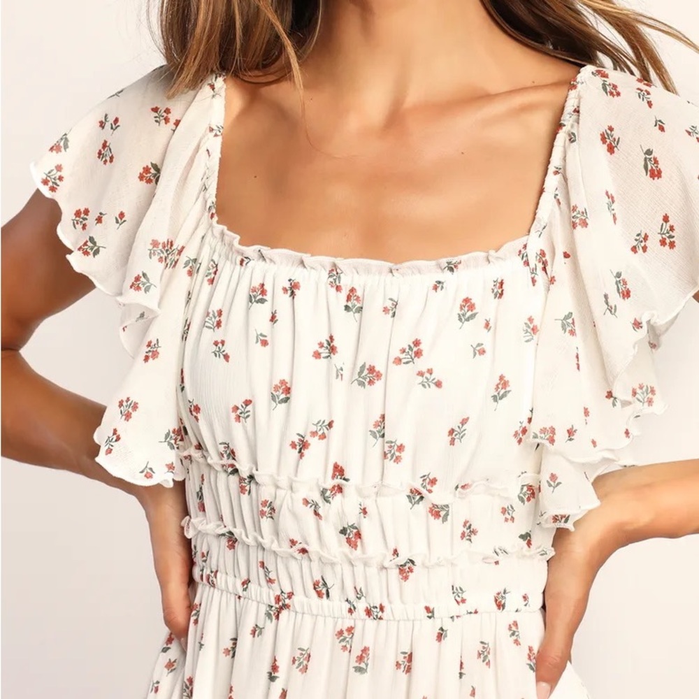 Summer Wanderings Floral Flutter Sleeve Midi Dress View 3